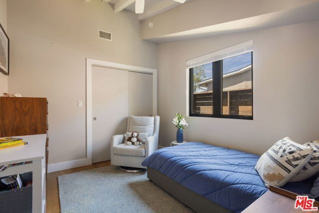 12701 Dewey Street, Los Angeles, CA 90066