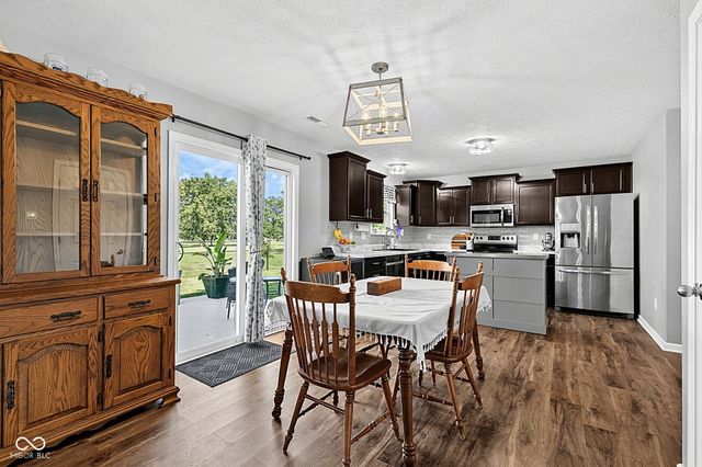 80 Blue Lace Drive, Whiteland, IN 46184