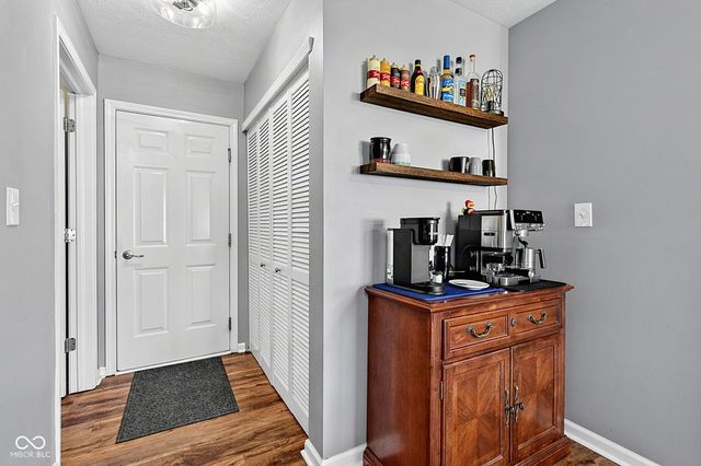 80 Blue Lace Drive, Whiteland, IN 46184