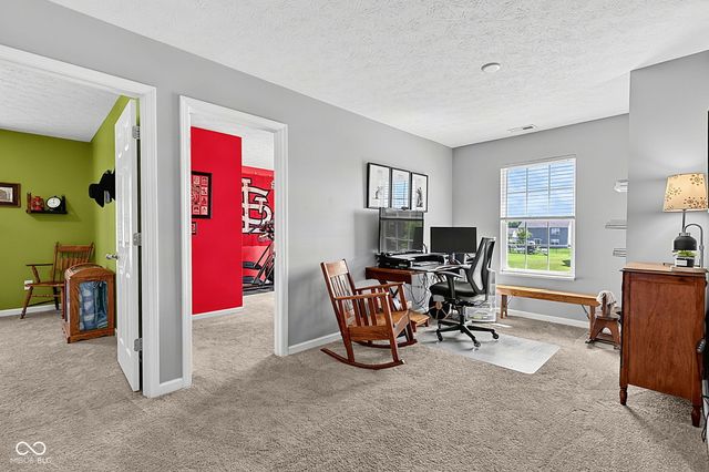 80 Blue Lace Drive, Whiteland, IN 46184