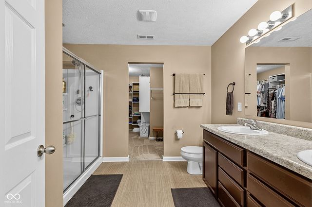 80 Blue Lace Drive, Whiteland, IN 46184