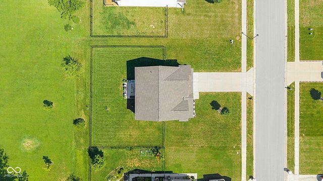 80 Blue Lace Drive, Whiteland, IN 46184