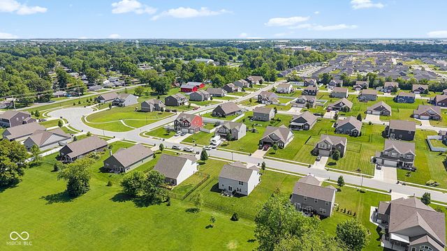 80 Blue Lace Drive, Whiteland, IN 46184