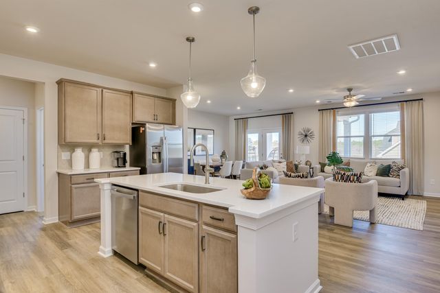 1119 Kings Town Way, Conway, SC 29526