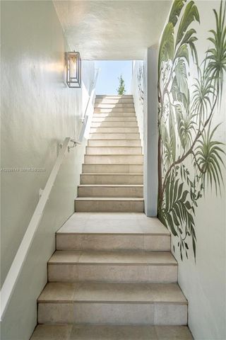 1191 71st St 4, Miami Beach, FL 33141