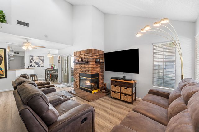 37940 E 42nd Street Apt 115, Palmdale, CA 93552