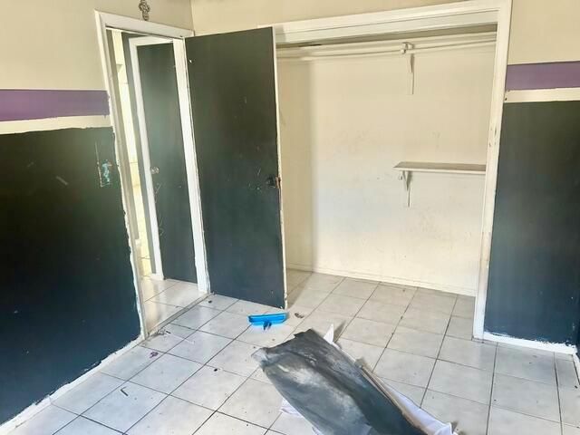 2400 NW 85th Avenue, Sunrise, FL 33322
