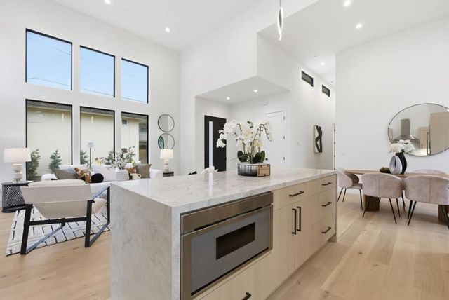 702 Ellsworth Place, Palo Alto, CA 94306