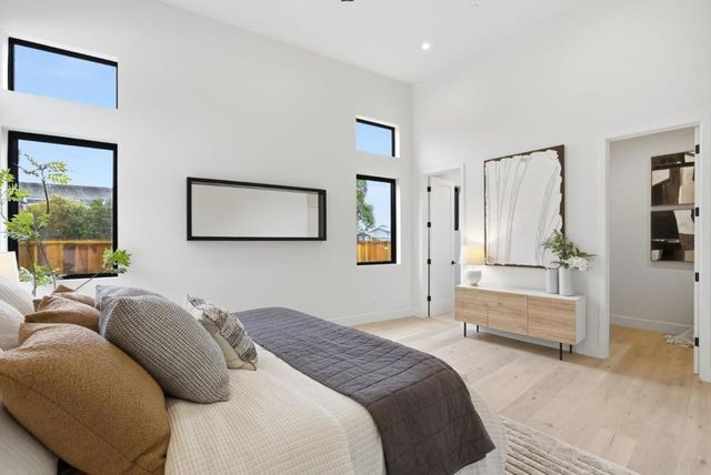 702 Ellsworth Place, Palo Alto, CA 94306