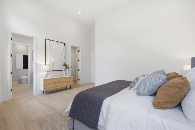 702 Ellsworth Place, Palo Alto, CA 94306