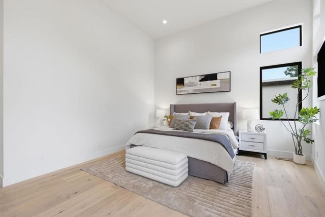 702 Ellsworth Place, Palo Alto, CA 94306