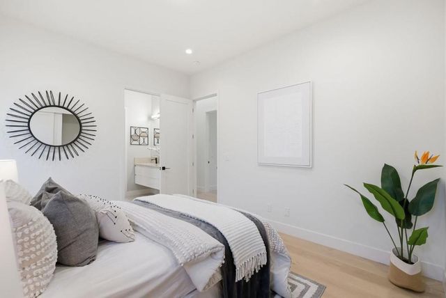 702 Ellsworth Place, Palo Alto, CA 94306