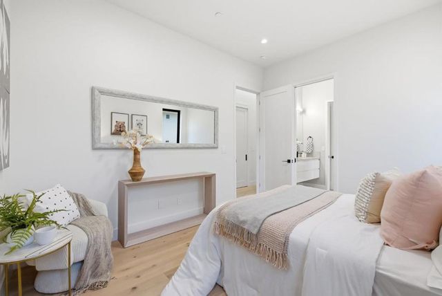 702 Ellsworth Place, Palo Alto, CA 94306