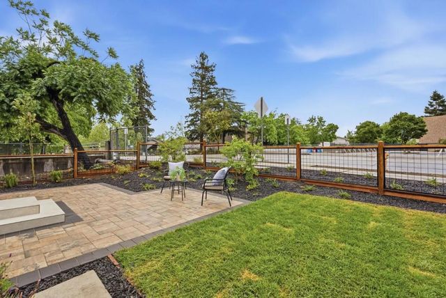 702 Ellsworth Place, Palo Alto, CA 94306