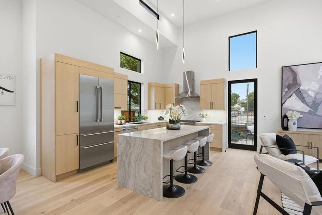 702 Ellsworth Place, Palo Alto, CA 94306