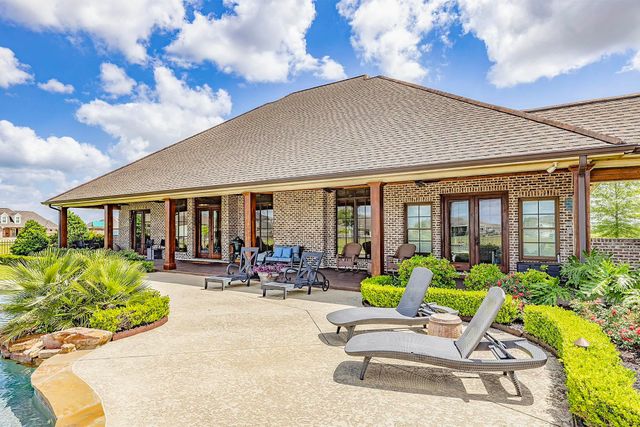 126 Sternfels Court, Thibodaux, LA 70301