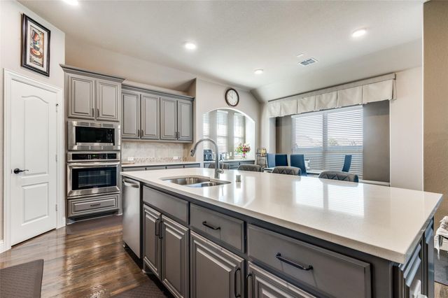 2601 Gavin Drive, Mansfield, TX 76063