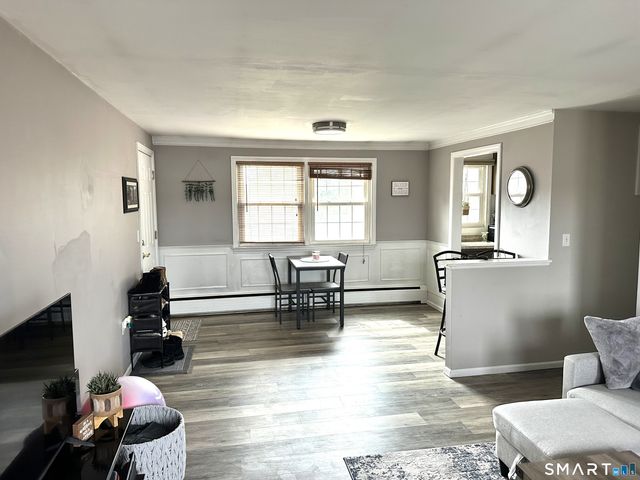 27 Brewster Road D, Glastonbury, CT 06033