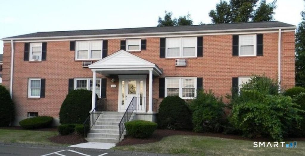 27 Brewster Road D, Glastonbury, CT 06033