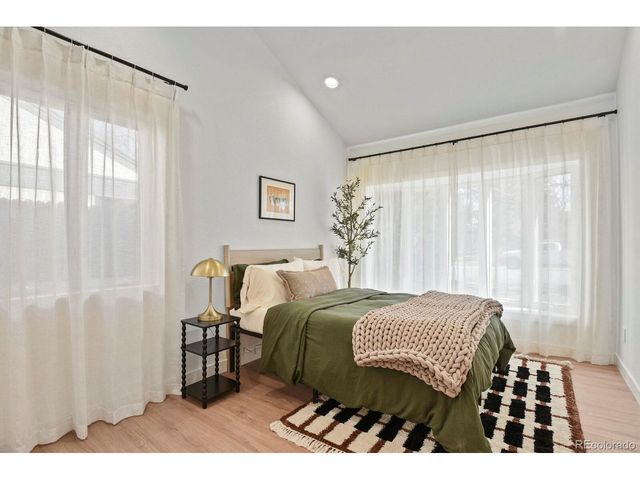 1135 S Harrison St, Denver, CO 80210