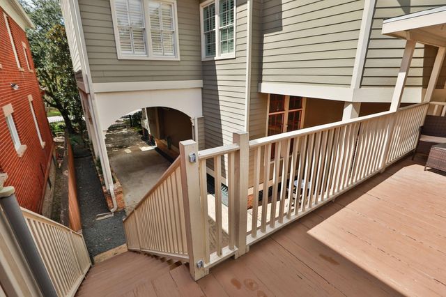 1132 Oxford Garage Apartment Street, Houston, TX 77008