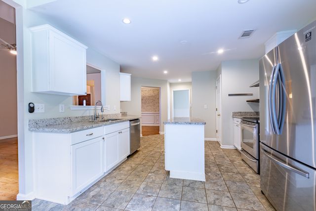 114 Greenpointe Way, Carrollton, GA 30117