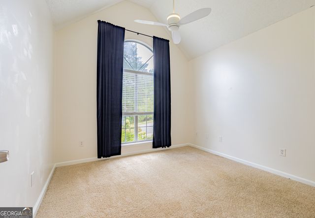 114 Greenpointe Way, Carrollton, GA 30117