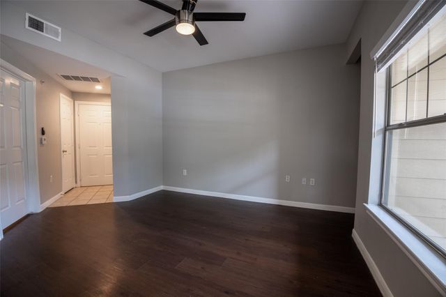 2320 Gracy Farms LN 312, Austin, TX 78758