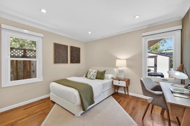 912 Montgomery Street, San Carlos, CA 94070