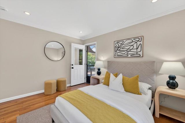 912 Montgomery Street, San Carlos, CA 94070