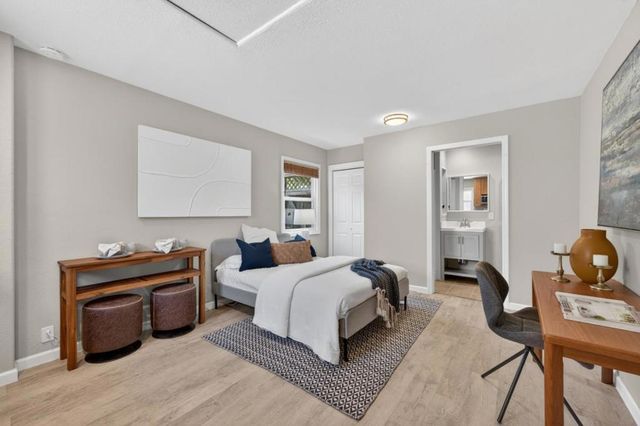 912 Montgomery Street, San Carlos, CA 94070