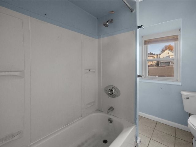 334 Fountain St, Fall River, MA 02721