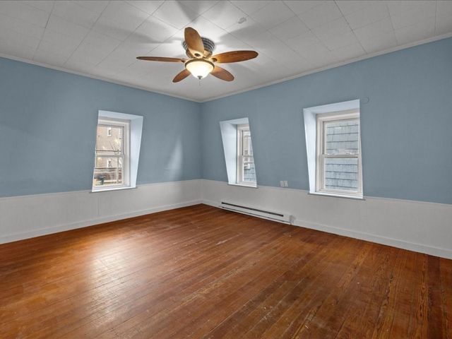 334 Fountain St, Fall River, MA 02721