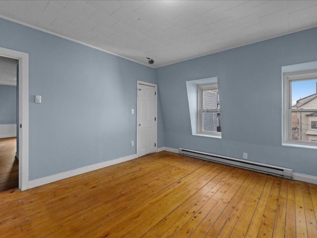 334 Fountain St, Fall River, MA 02721