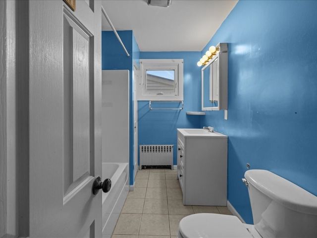 334 Fountain St, Fall River, MA 02721