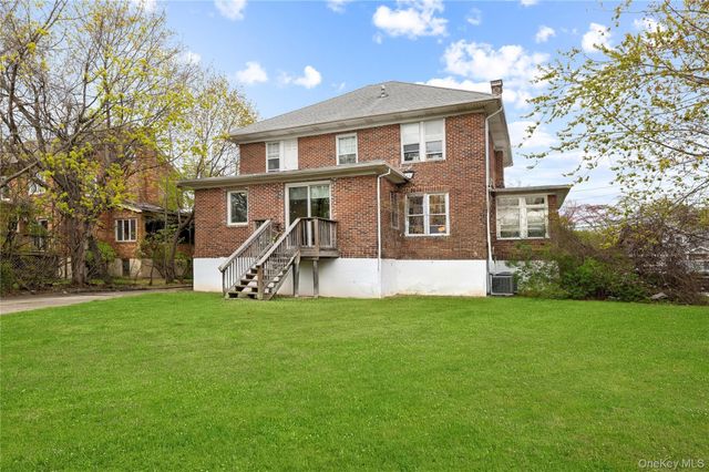 61 Margaret Avenue, Lawrence, NY 11559