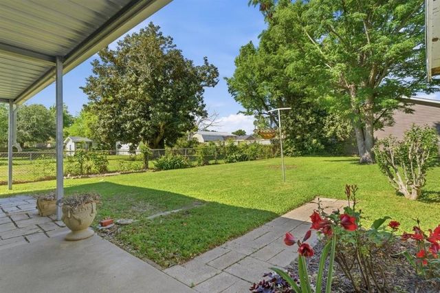 3902 Harvard Street, Lake Charles, LA 70607