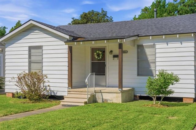 3902 Harvard Street, Lake Charles, LA 70607