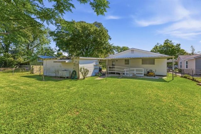 3902 Harvard Street, Lake Charles, LA 70607