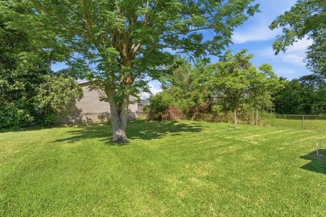 3902 Harvard Street, Lake Charles, LA 70607