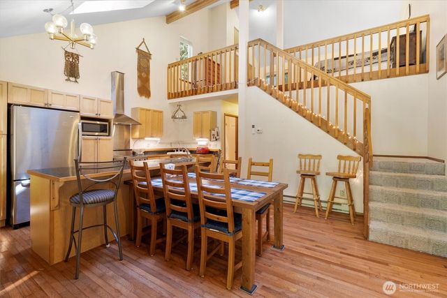 7036 Rainier Way, Glacier, WA 98244