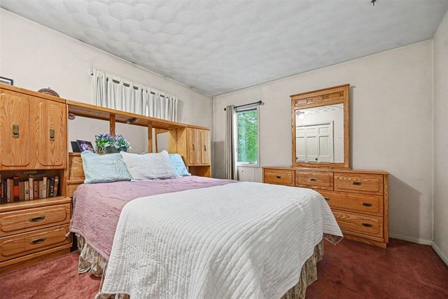 2161 Wild Cherry Lane, Kalamazoo, MI 49009