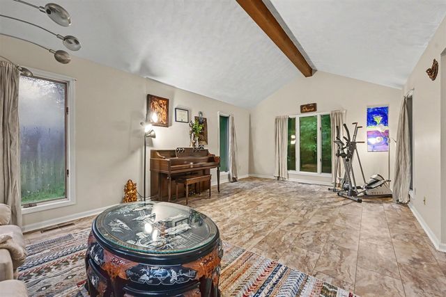 2161 Wild Cherry Lane, Kalamazoo, MI 49009