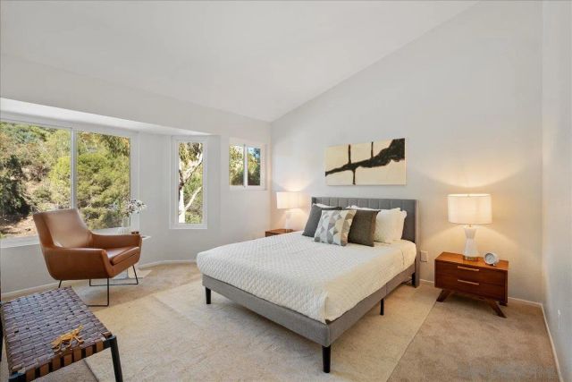 9451 Lake Murray Blvd E, San Diego, CA 92119