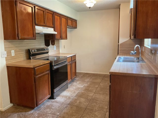 5350 Gateridge, Corpus Christi, TX 78413