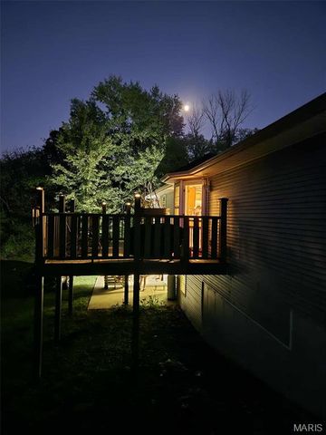 1362 Oakwood Drive, St Clair, MO 63077