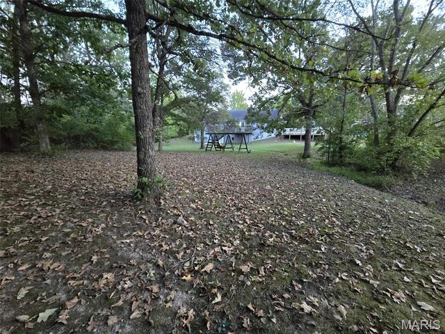 1362 Oakwood Drive, St Clair, MO 63077