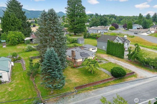 17027 Lake View Boulevard, Mount Vernon, WA 98274
