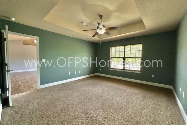 306 Gauntlet Drive, Crestview, FL 32539