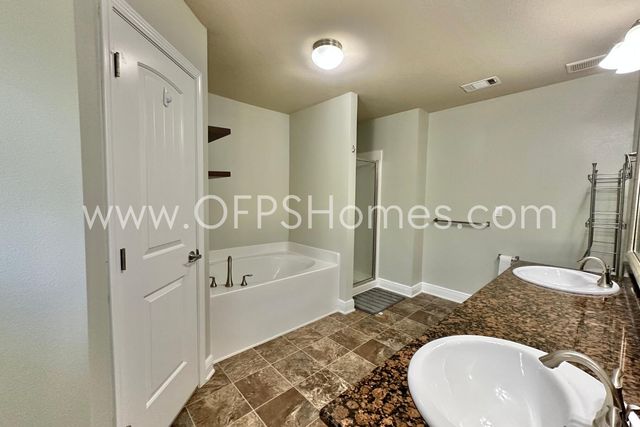 306 Gauntlet Drive, Crestview, FL 32539